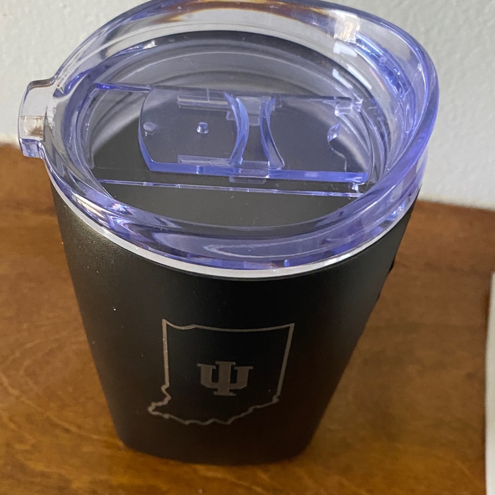 Indiana University Black Rocks Tumbler with slide tab lid - Picture 3 of 5